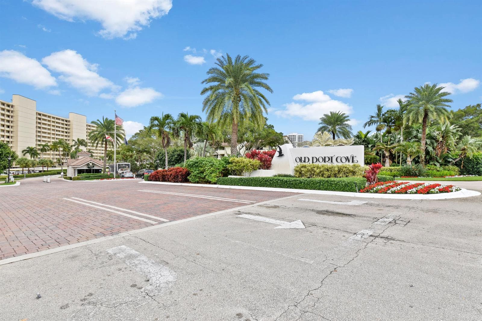 1200 Marine Way 601 photo 3