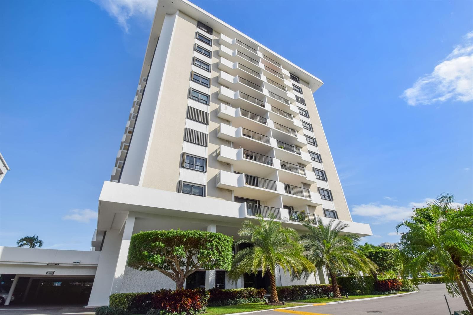 1200 Marine Way 601 photo 4