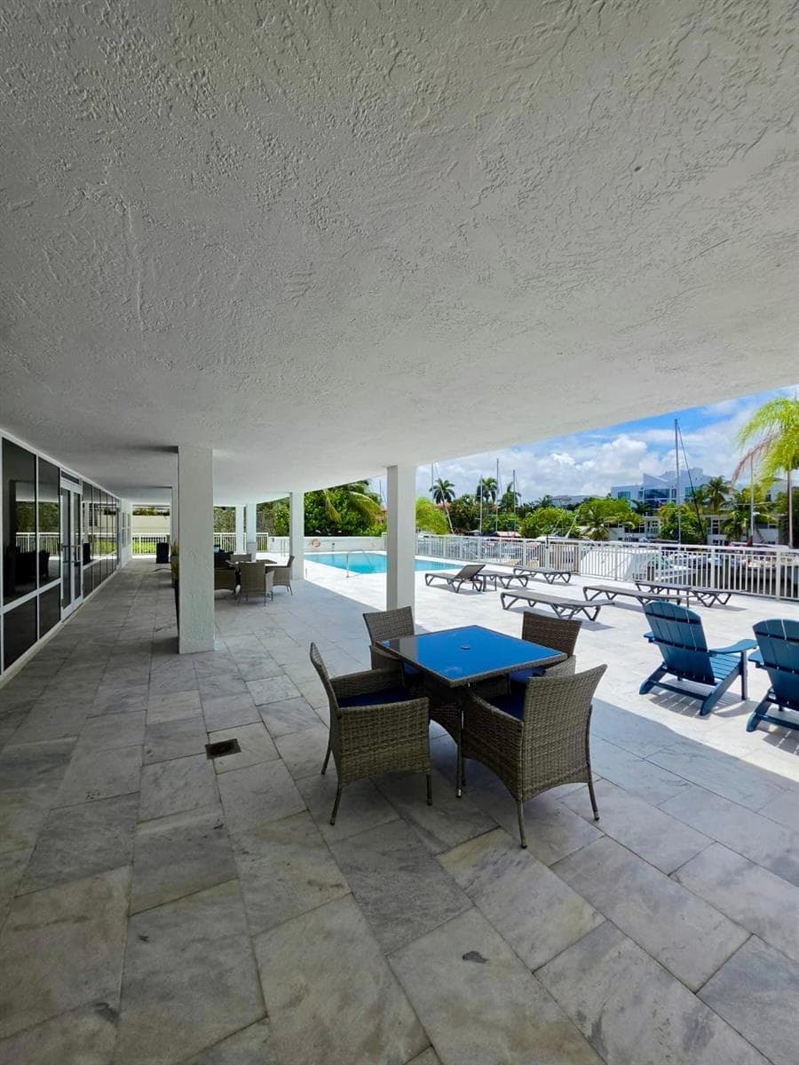 155 Isle Of Venice Drive 603 photo 17