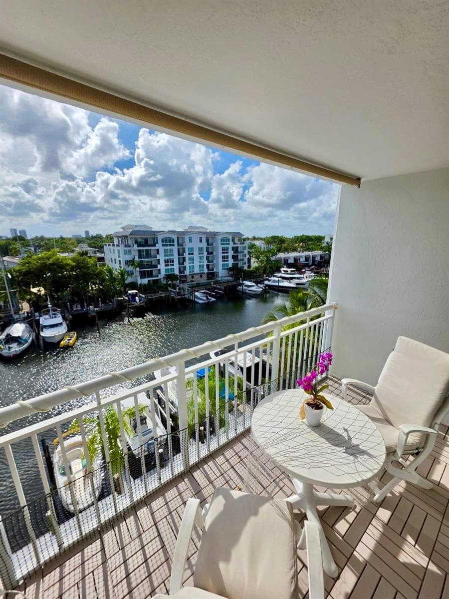 155 Isle Of Venice Drive 603 photo 10
