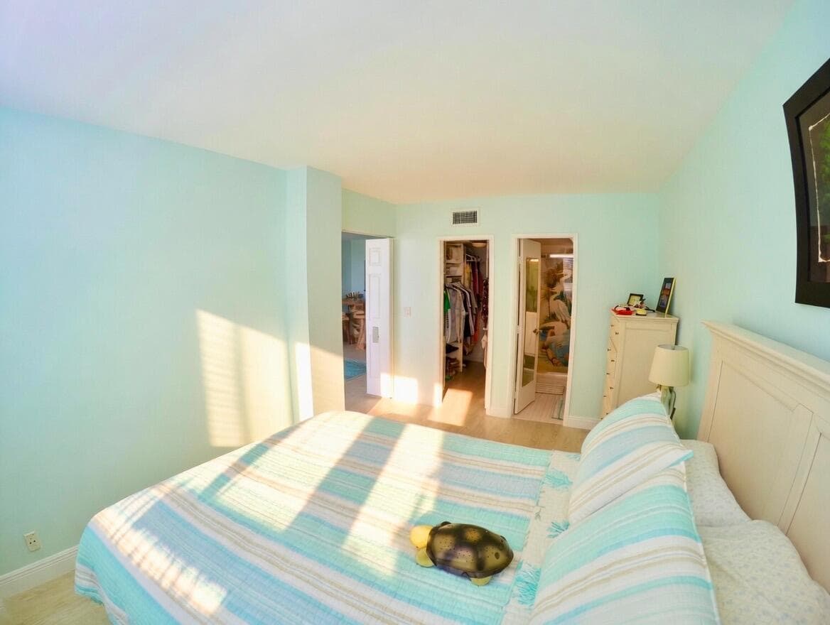 155 Isle Of Venice Drive 603 photo 25
