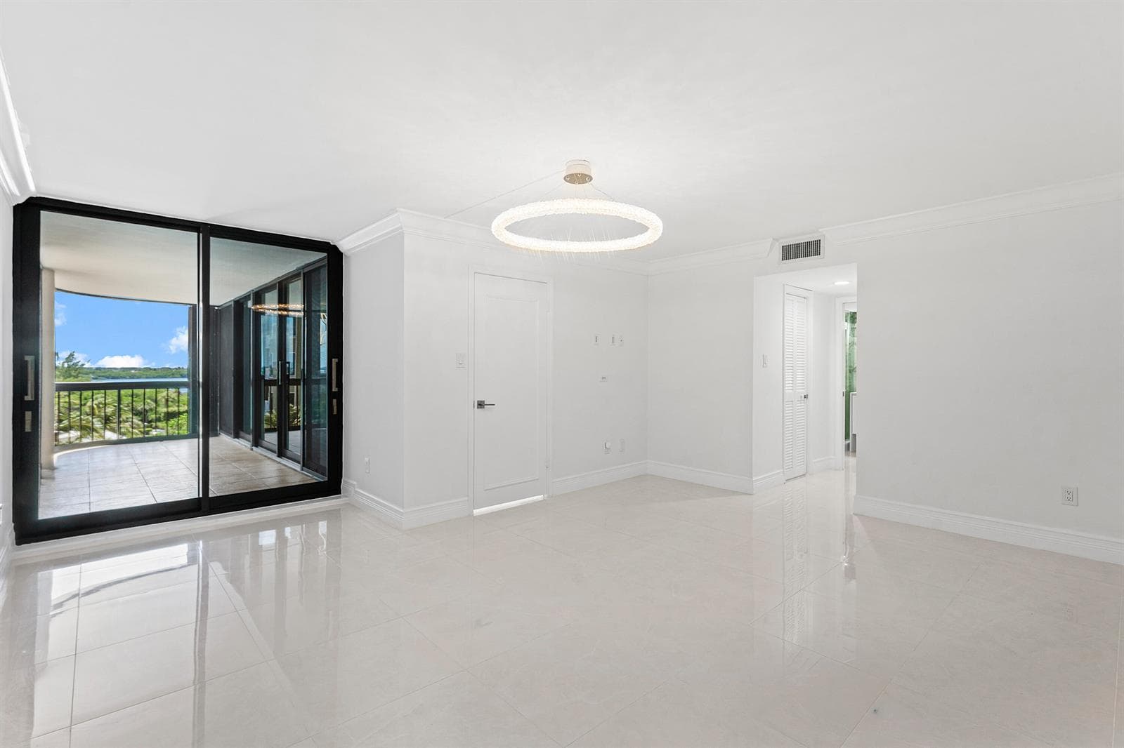 5380 N Ocean Drive 5a photo 12