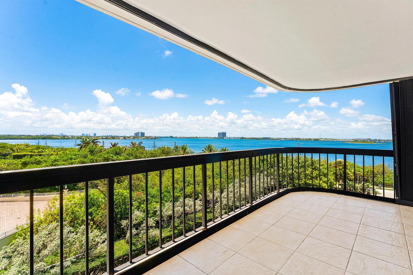 5380 N Ocean Drive 5a photo 21
