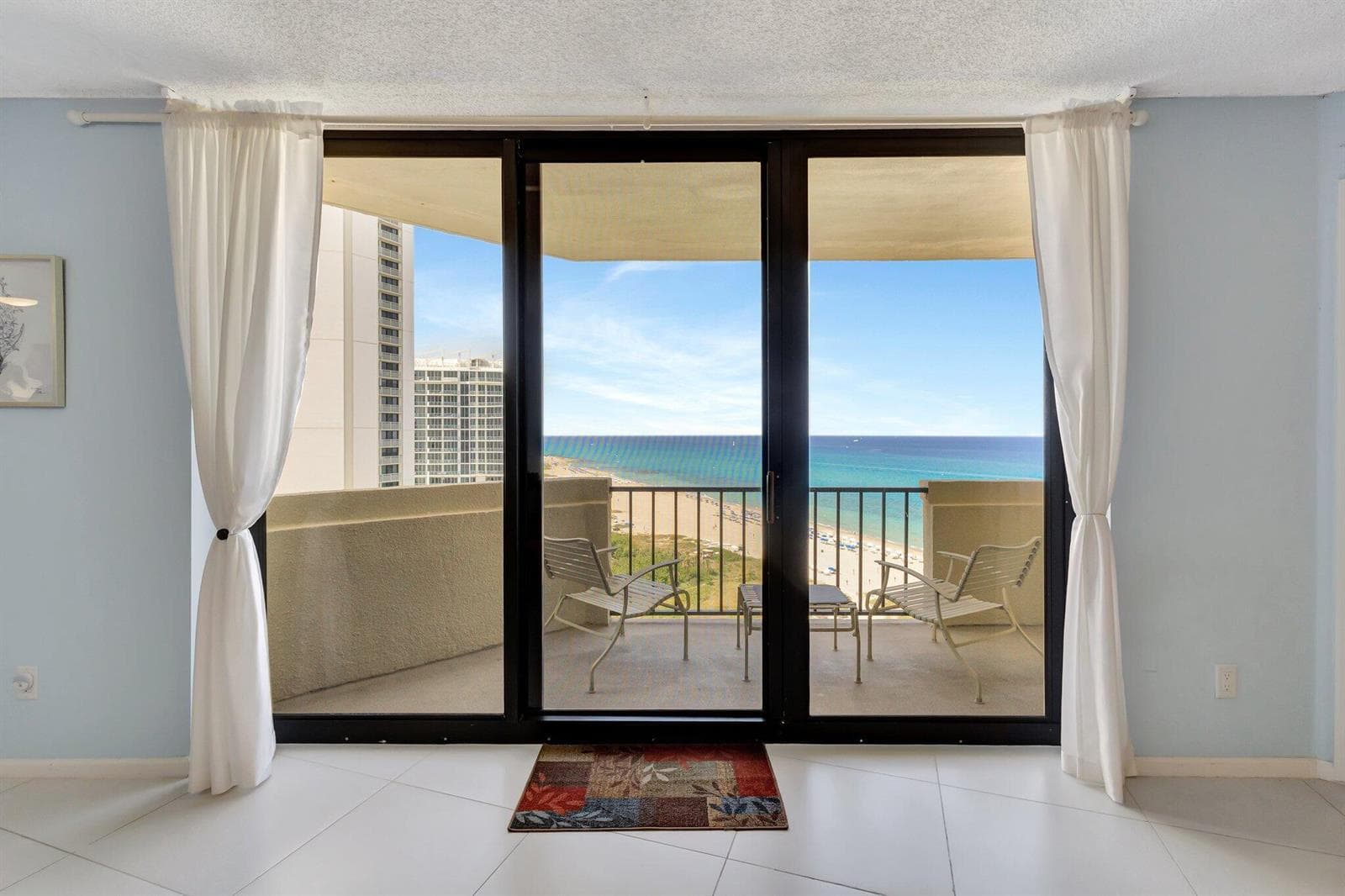 2800 N Ocean Drive A-17c photo 5