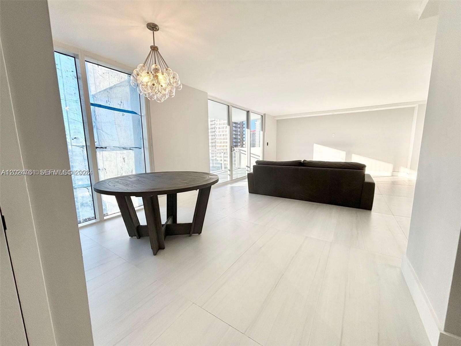 2030 Ocean Dr 806 photo 14