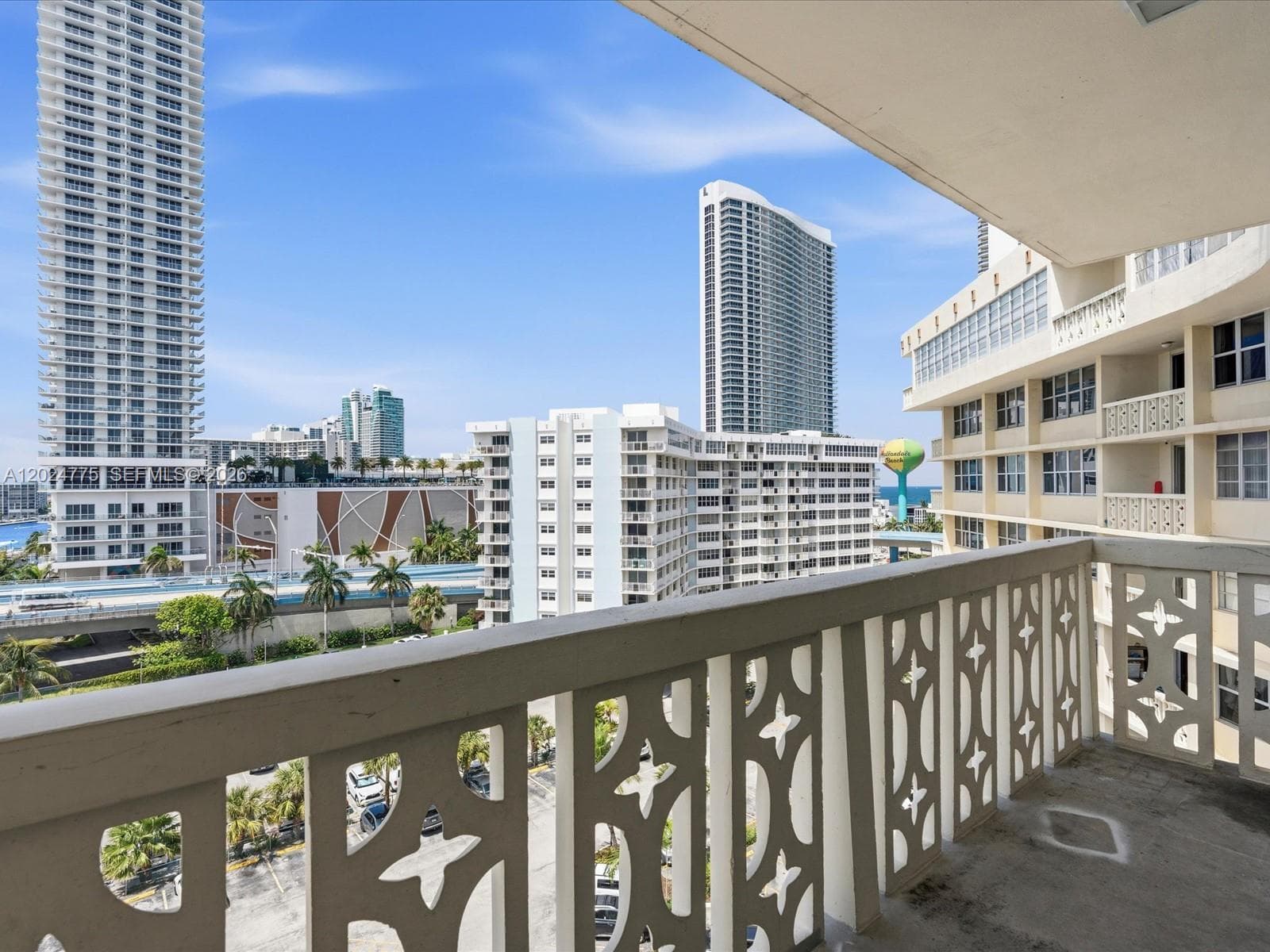 1817 S Ocean Dr 918 photo 23