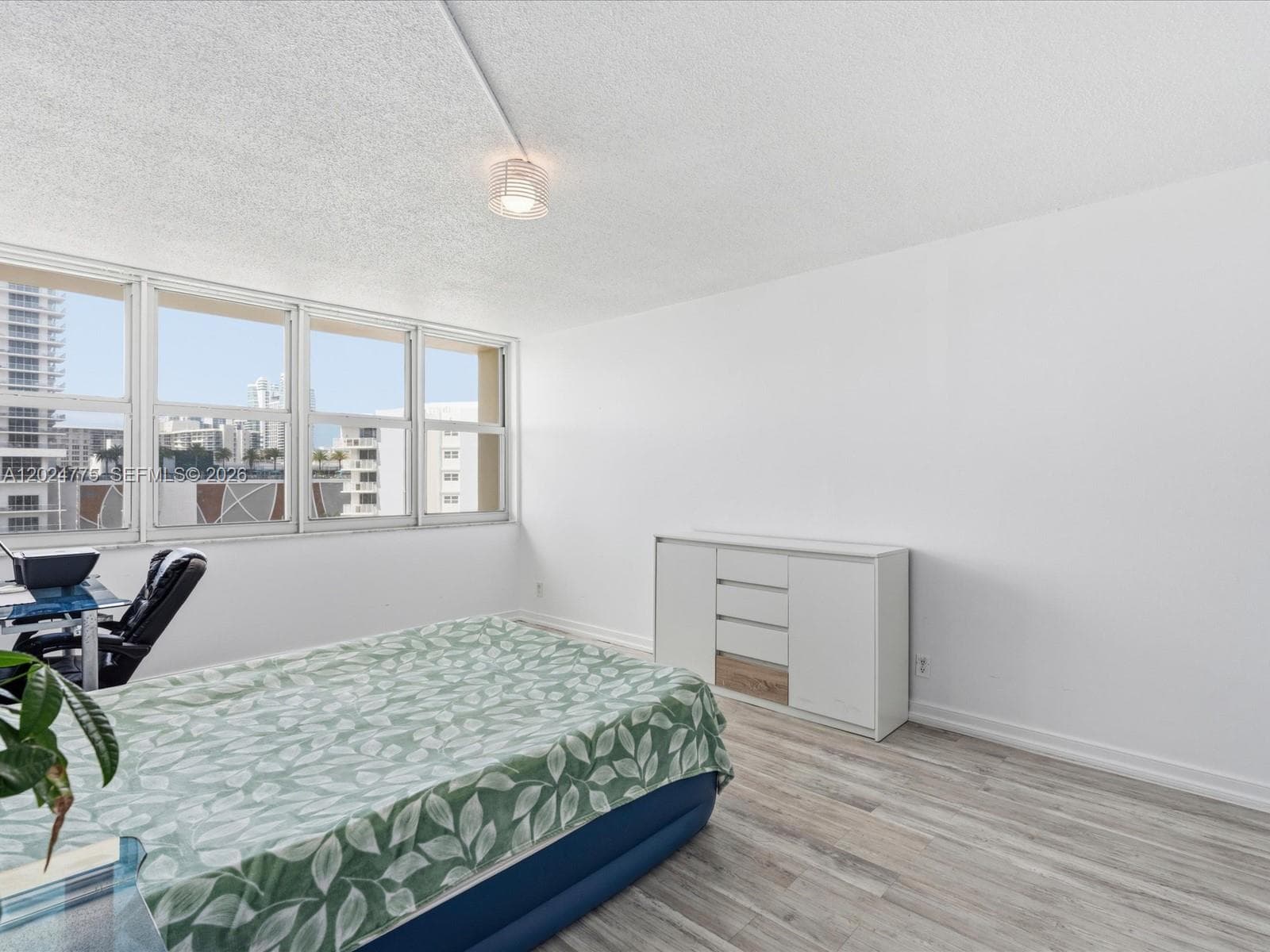 1817 S Ocean Dr 918 photo 19