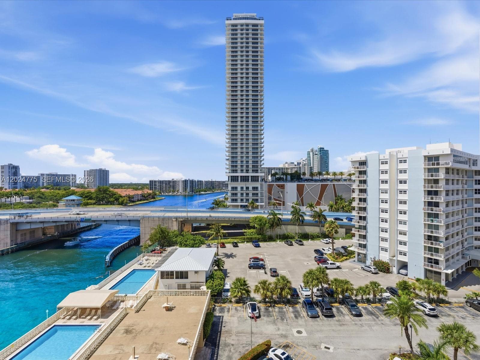1817 S Ocean Dr 918 photo 25