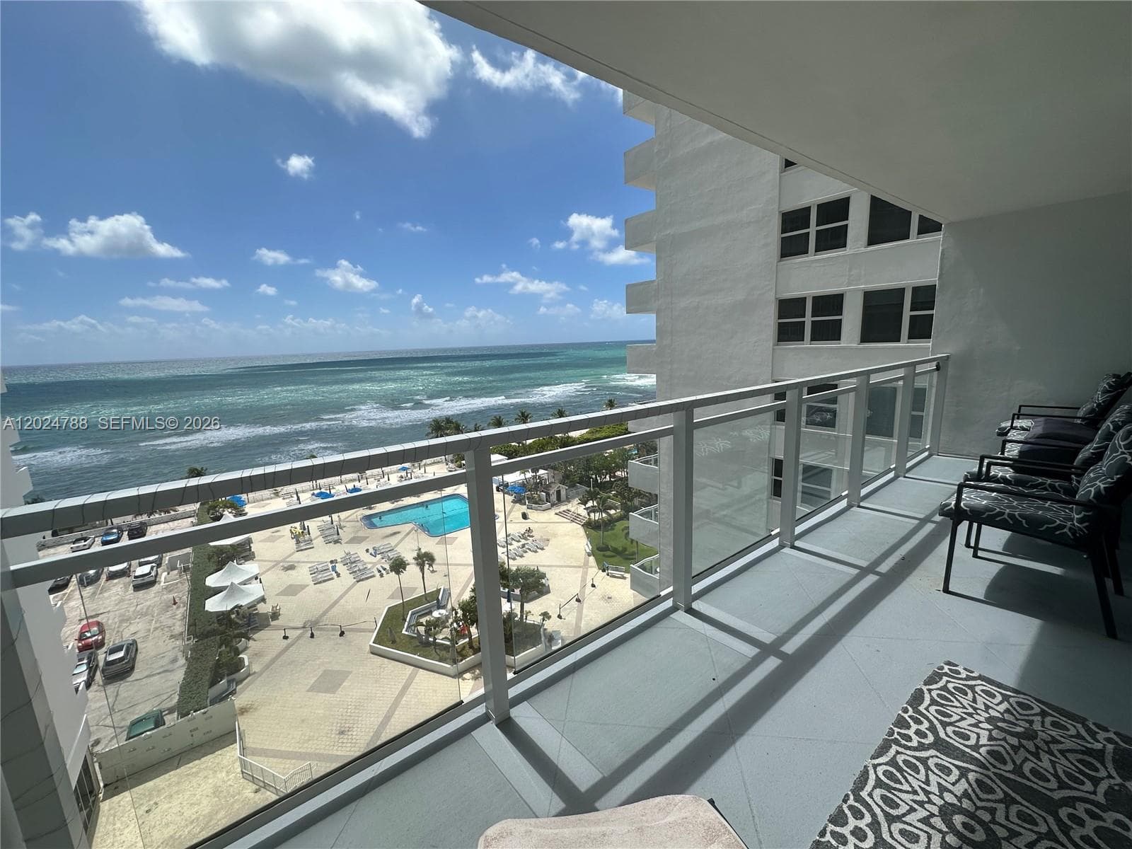 2030 Ocean Dr 916 photo 10