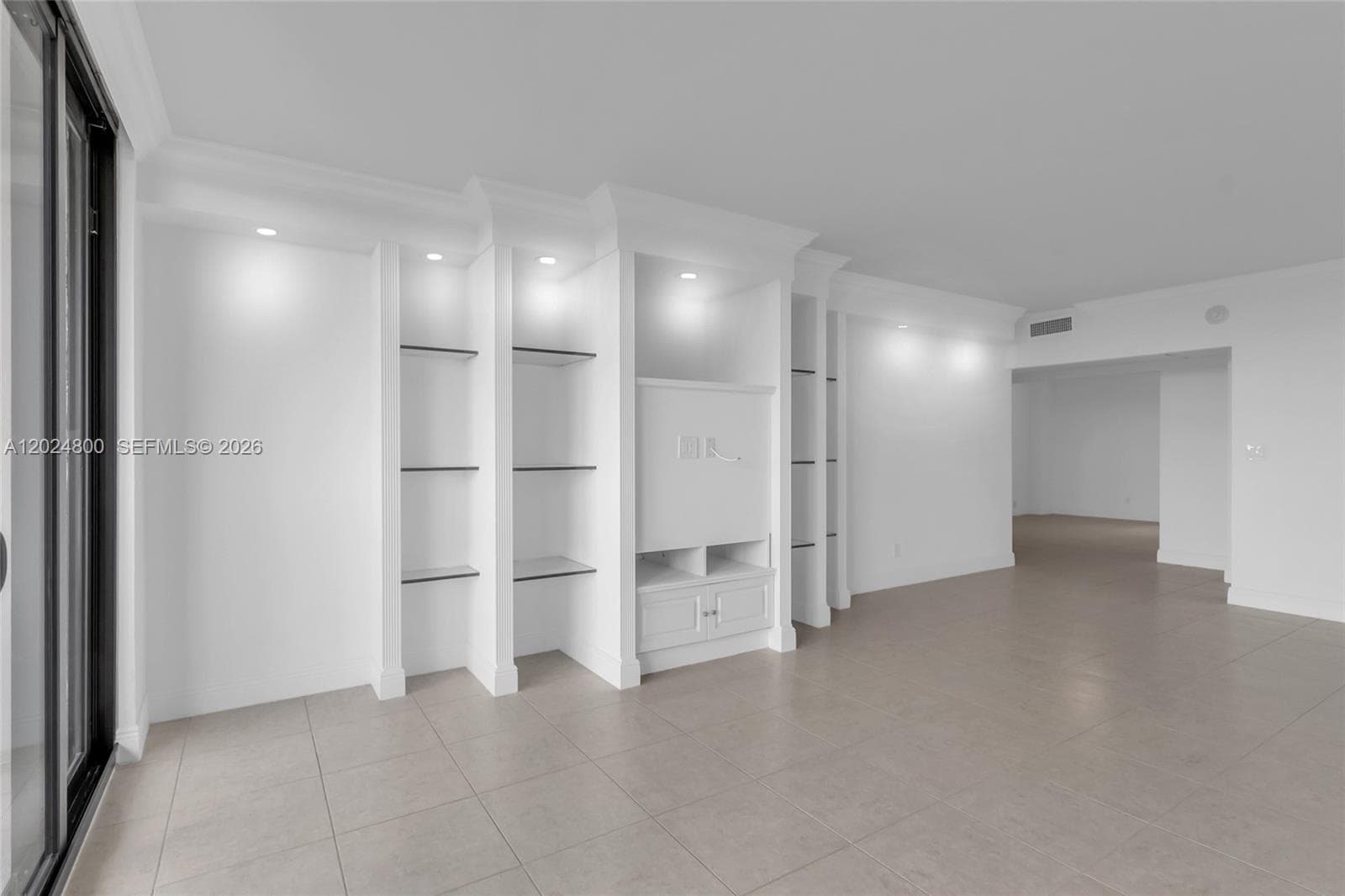 90 Edgewater Dr 1201 photo 16