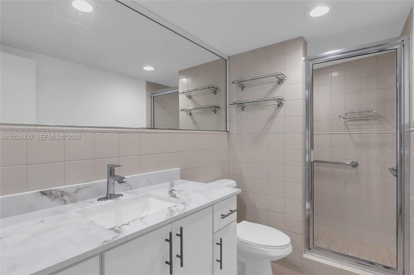 90 Edgewater Dr 1201 photo 24