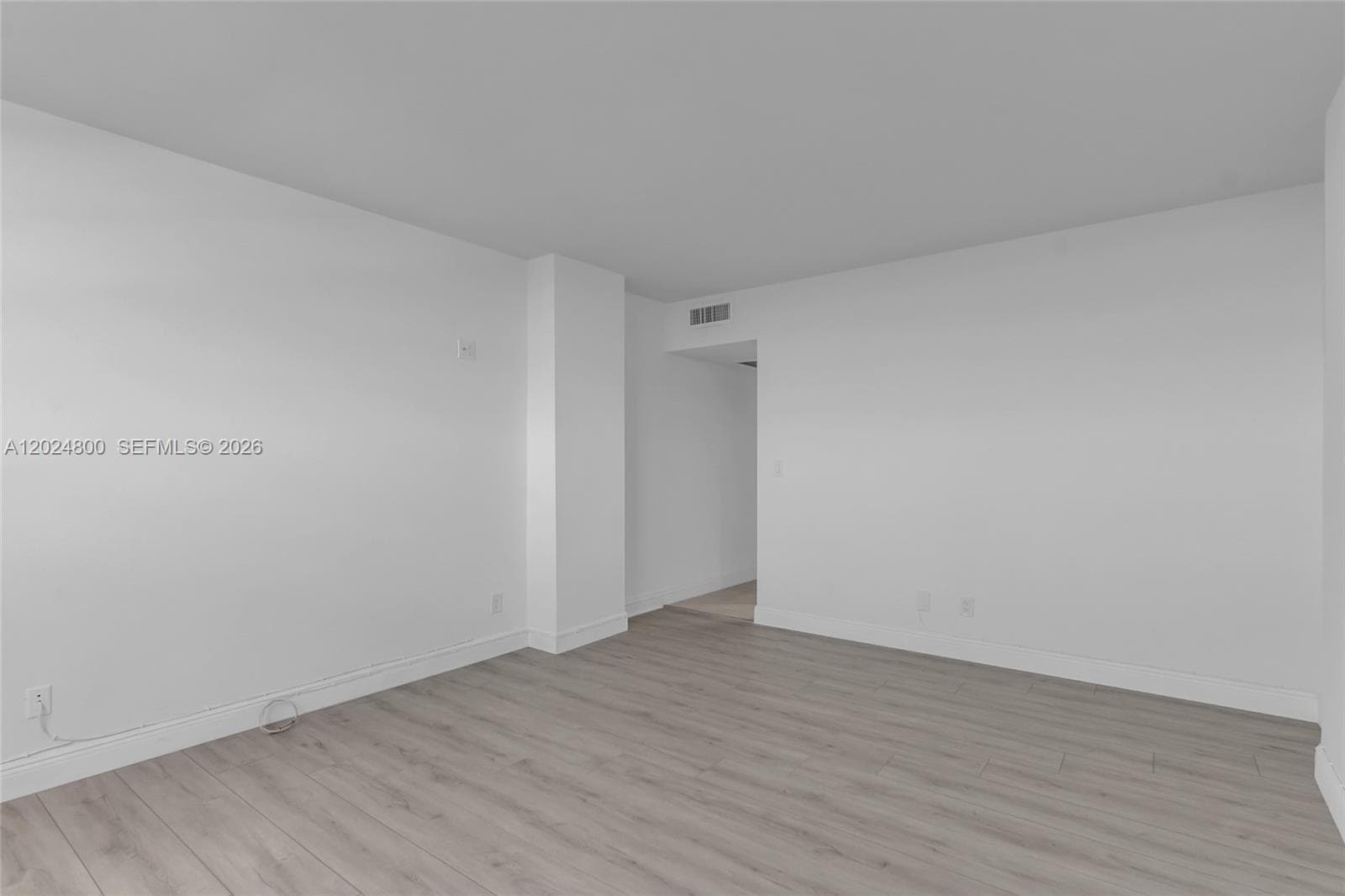 90 Edgewater Dr 1201 photo 19