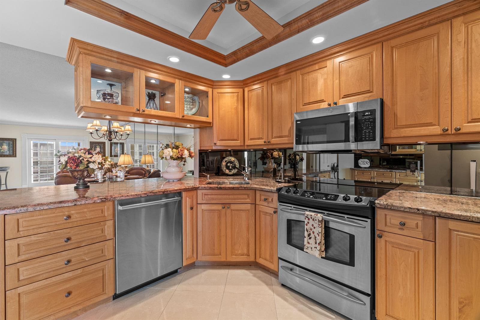 2731 NE 14th Street Causeway 923 photo 9