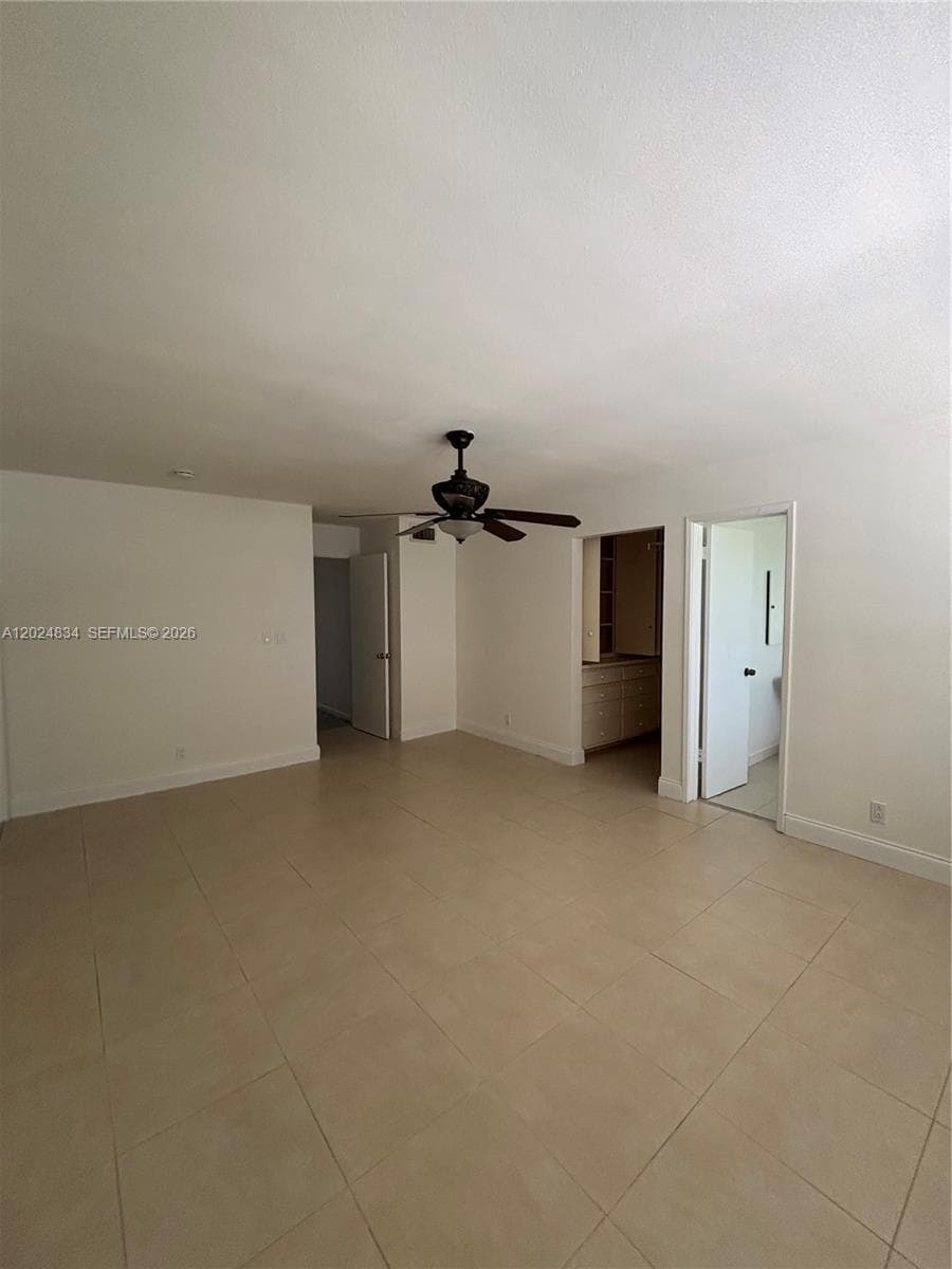 1040 Crystal Lake Dr 2 photo 5