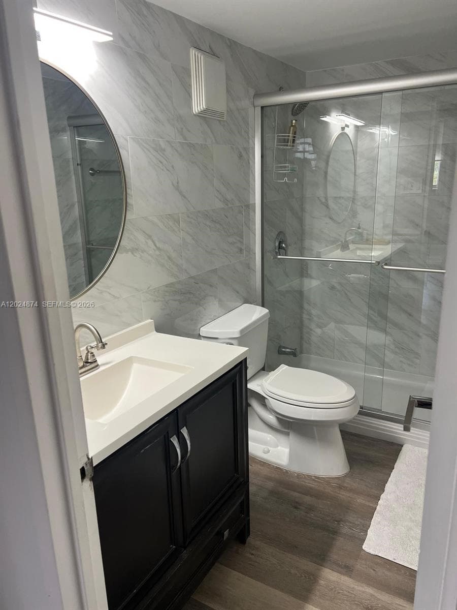 1913 S.Ocean dr. 429 photo 12