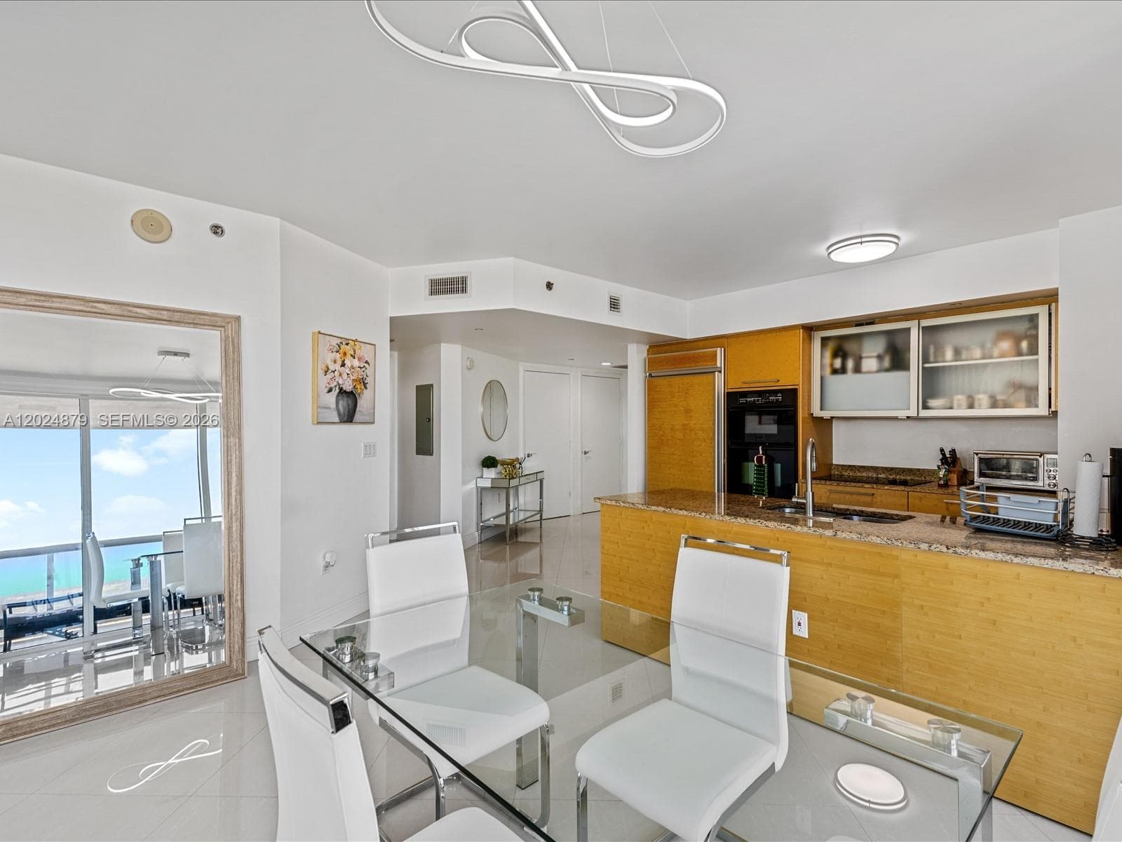 1830 Ocean Dr 4508 photo 6