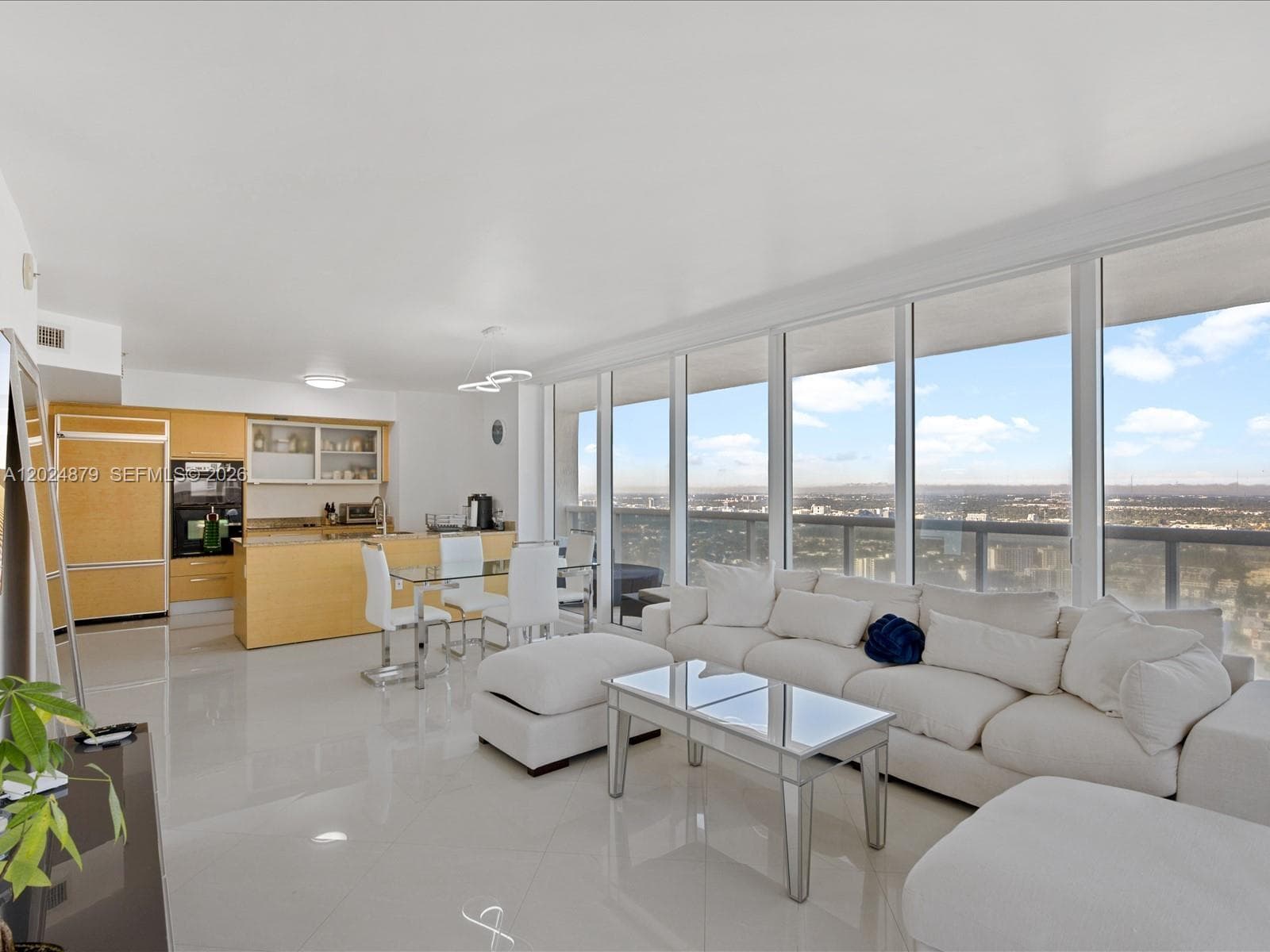 1830 Ocean Dr 4508 photo 18