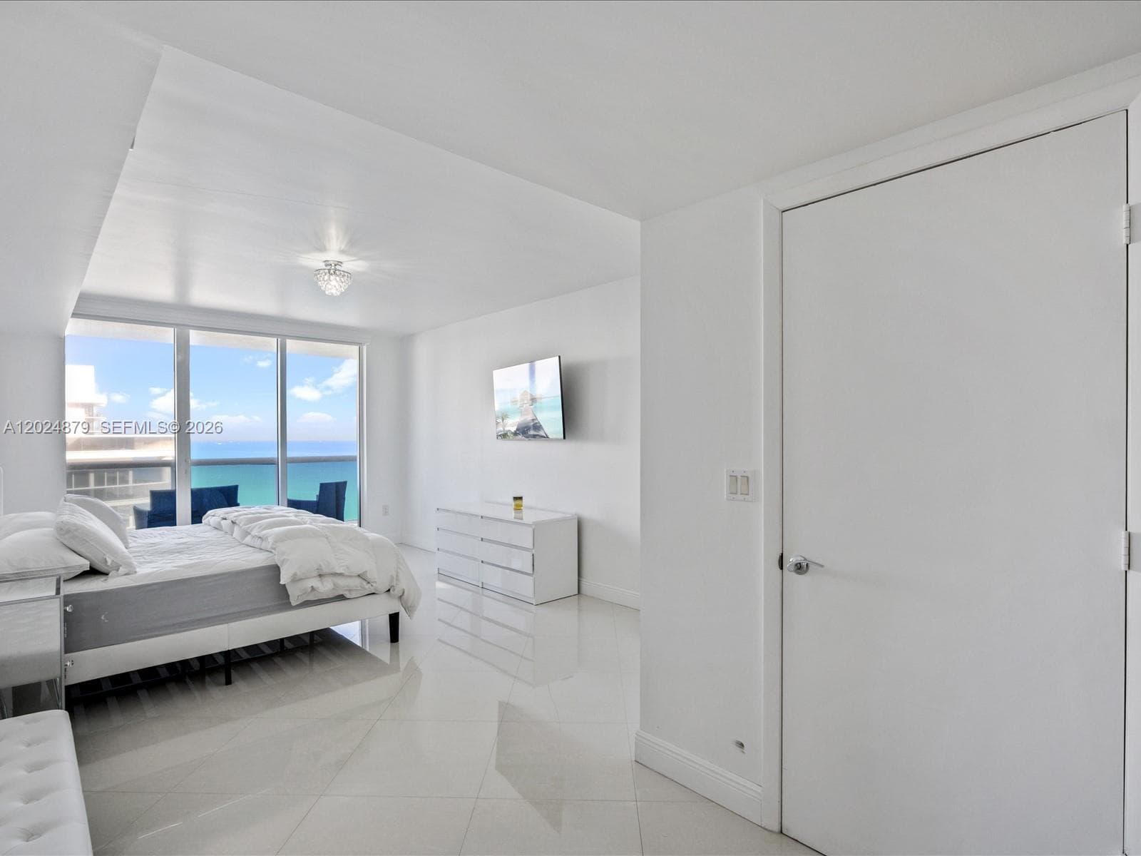 1830 Ocean Dr 4508 photo 19