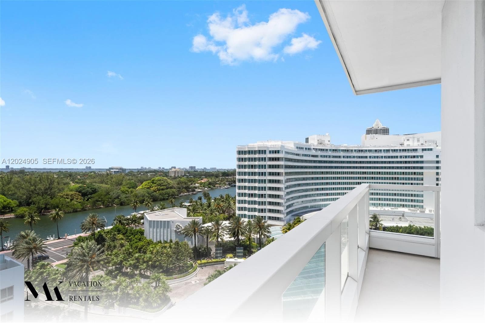 4391 Collins Ave 1001 photo 17