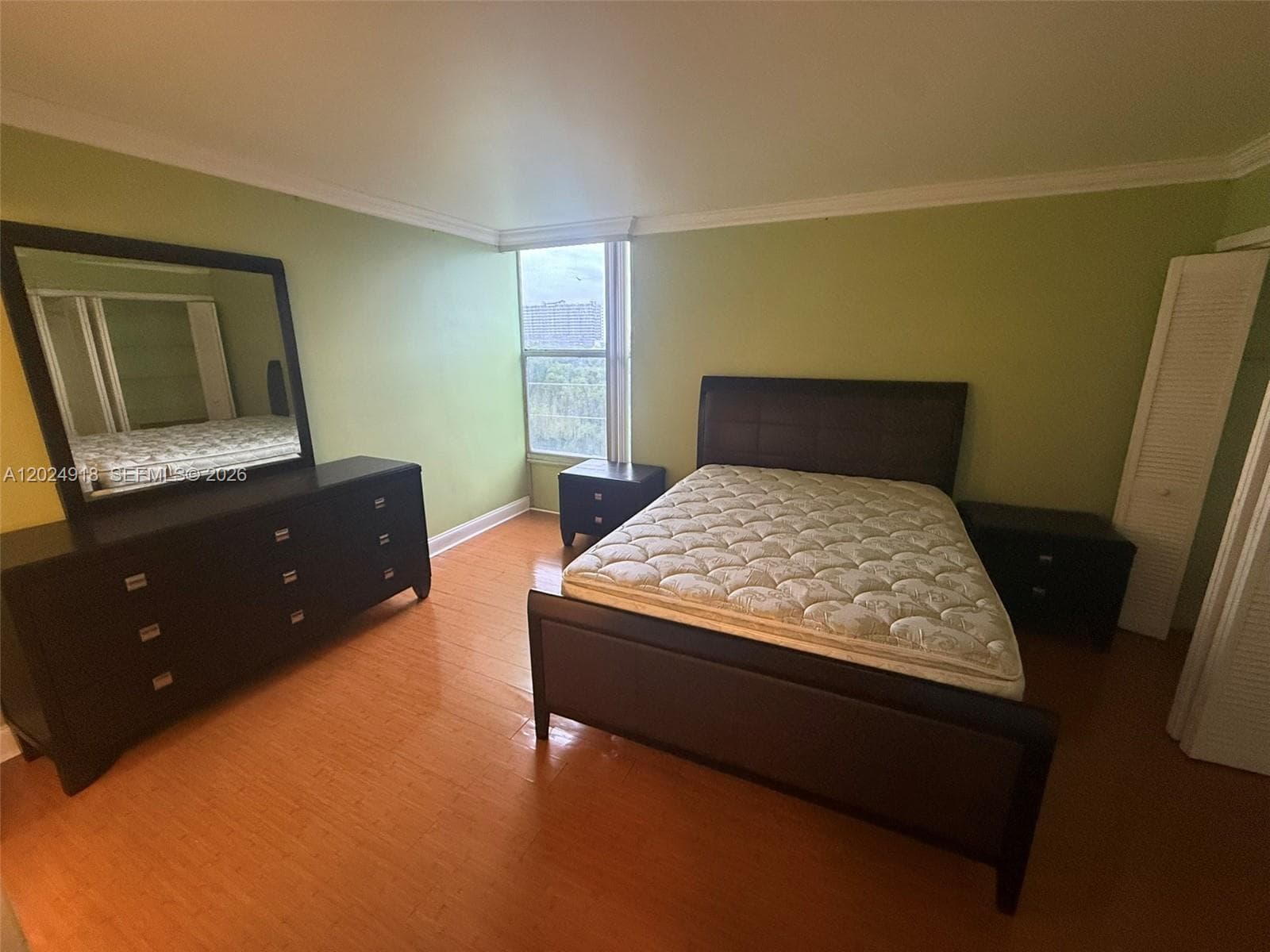 2020 NE 135th St 503 photo 12