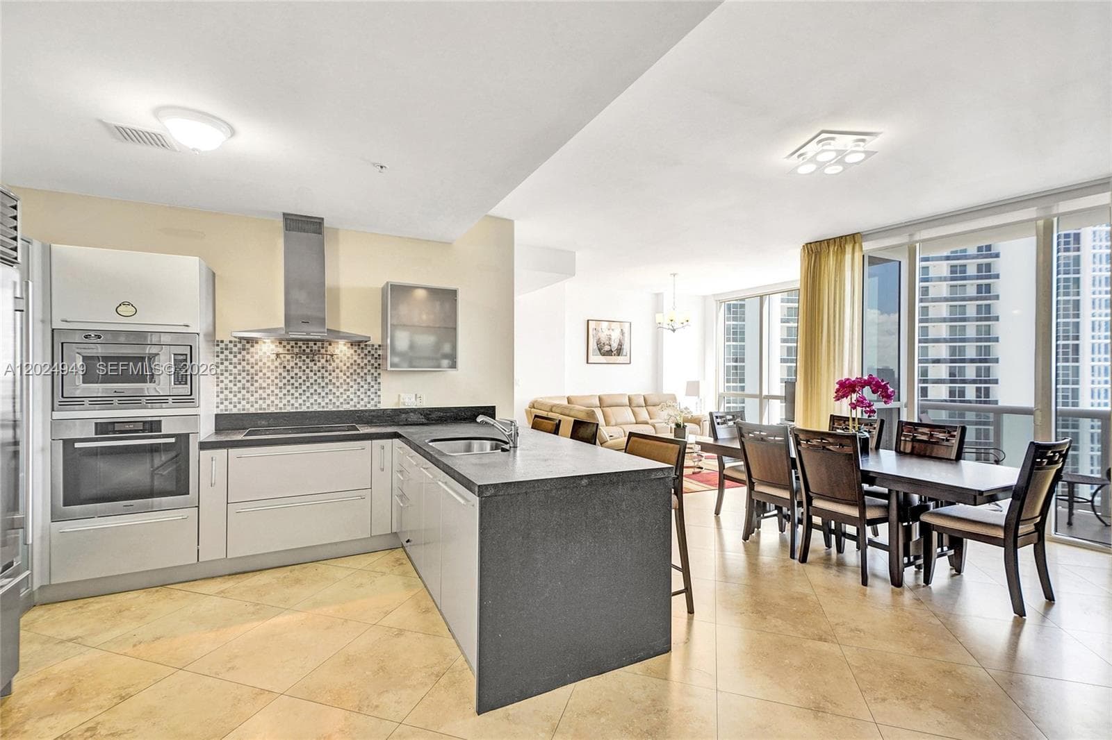 18201 Collins Ave 3707 photo 5