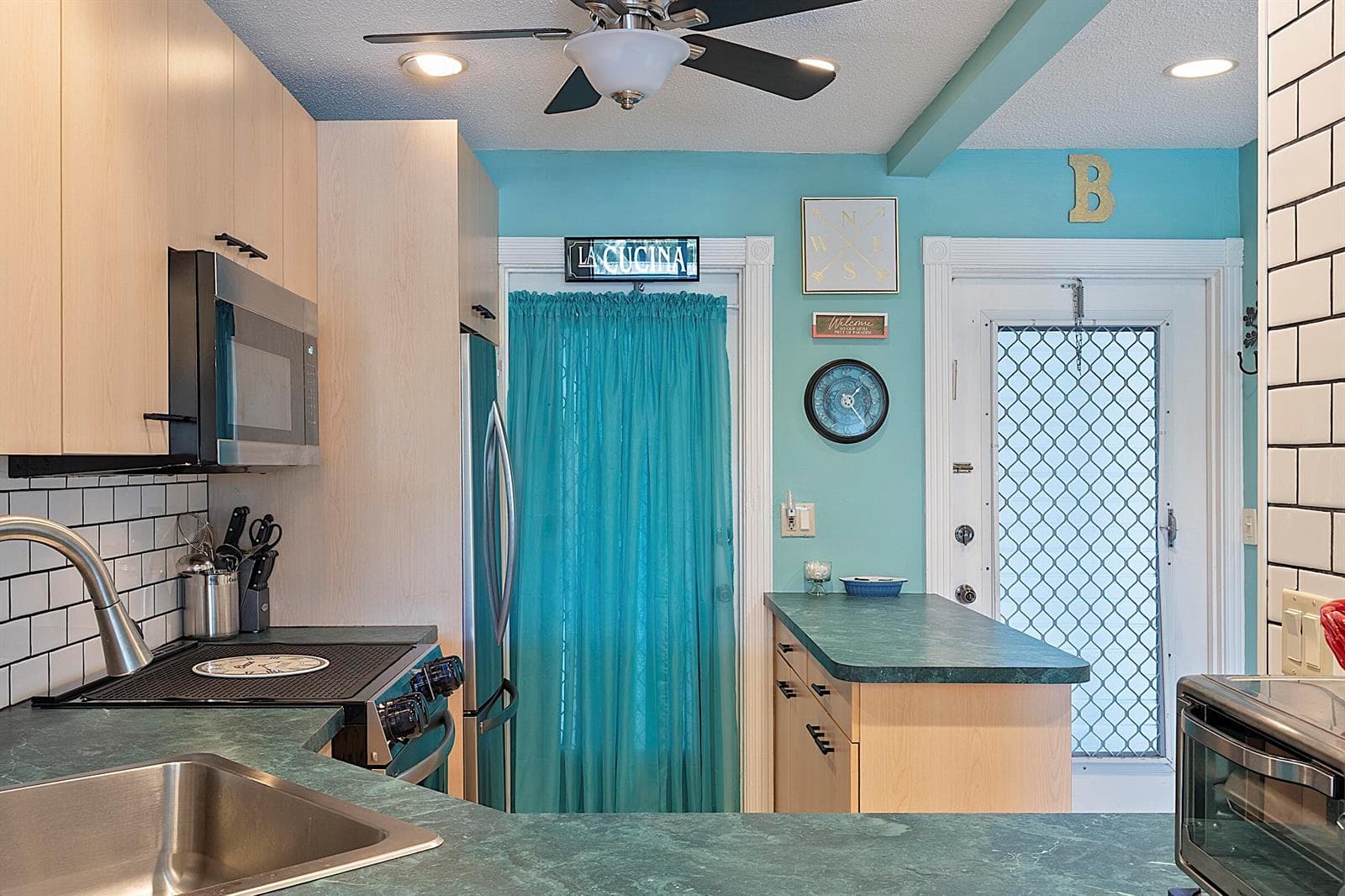 455 Paradise Isle Boulevard 404 photo 13
