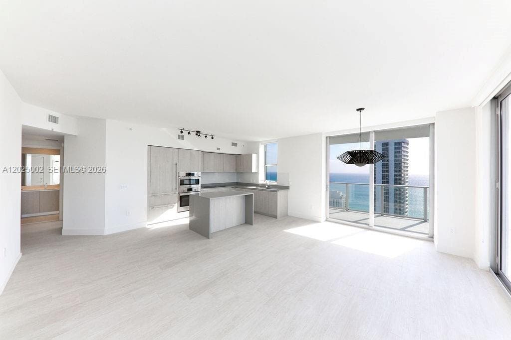 4010 S Ocean Dr T3509 photo 6