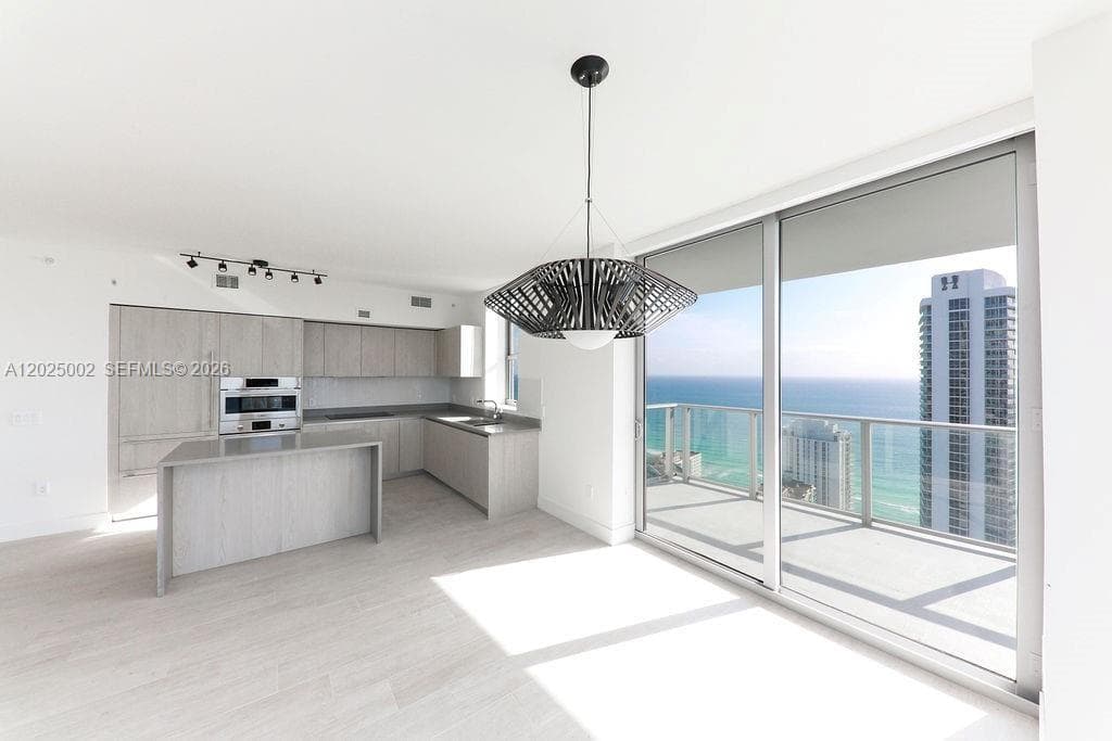 4010 S Ocean Dr T3509 photo 10
