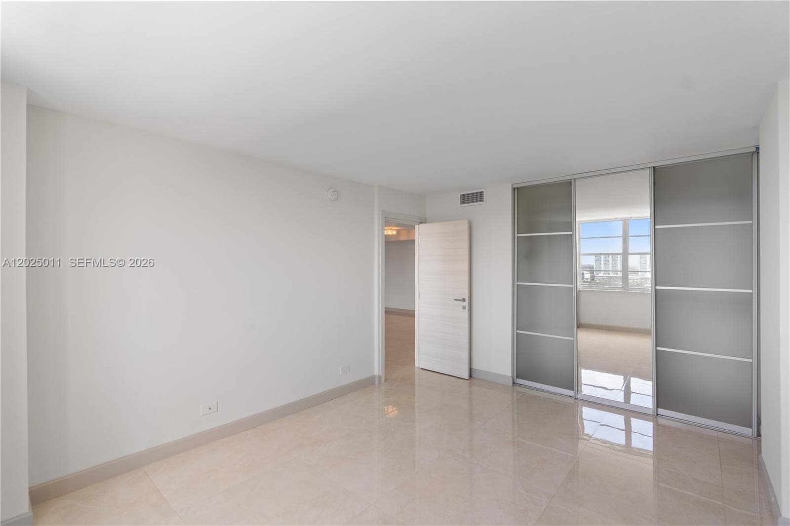 250 174th St 1620 photo 15
