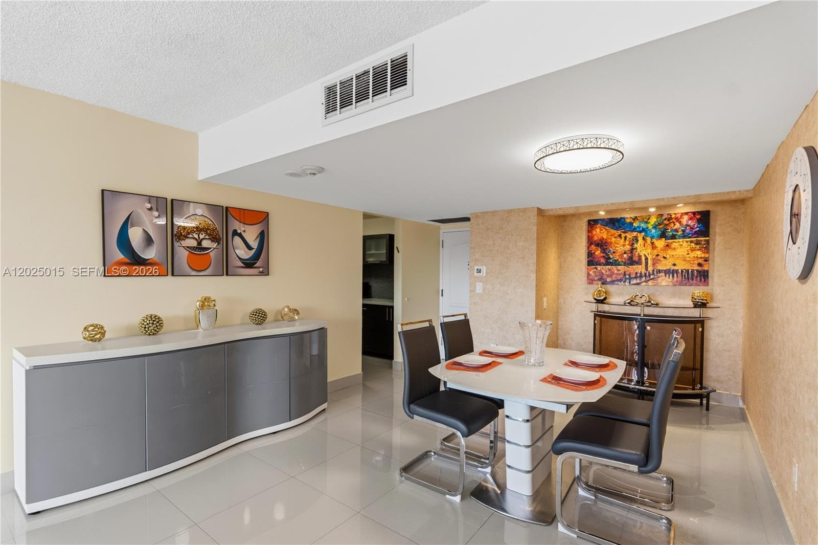 3625 N Country Club Dr 402 photo 6
