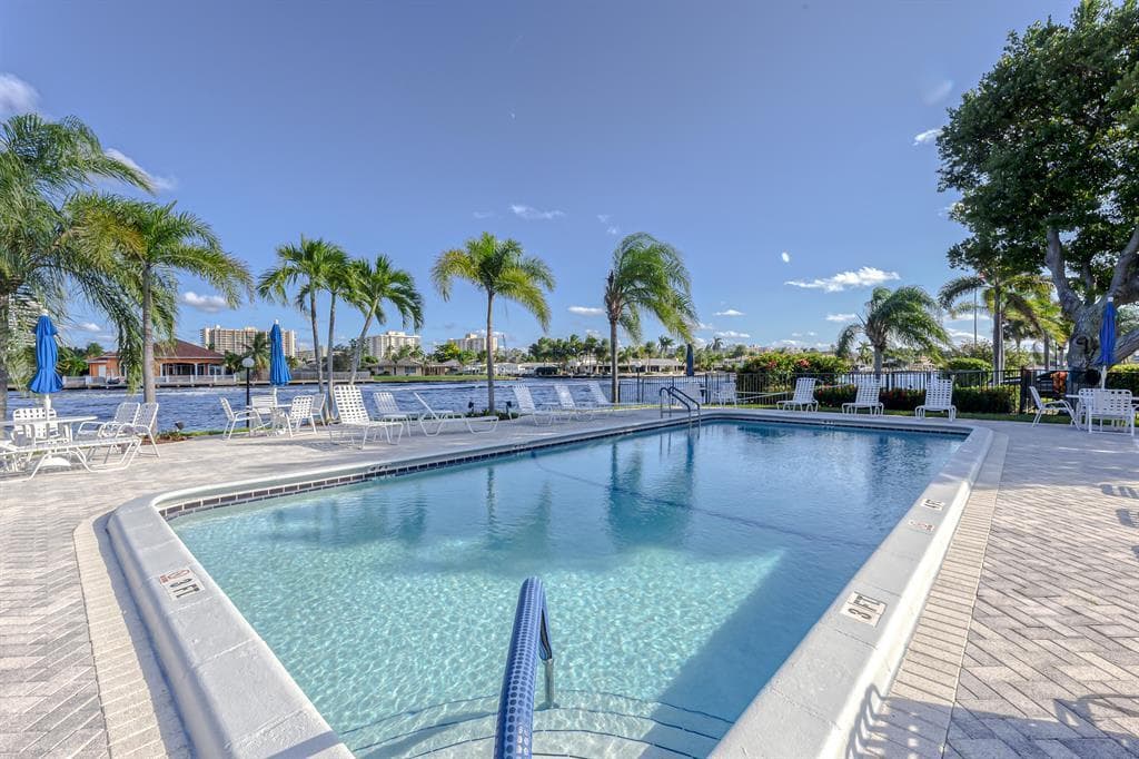 6417 Bay Club Drive 2 photo 22
