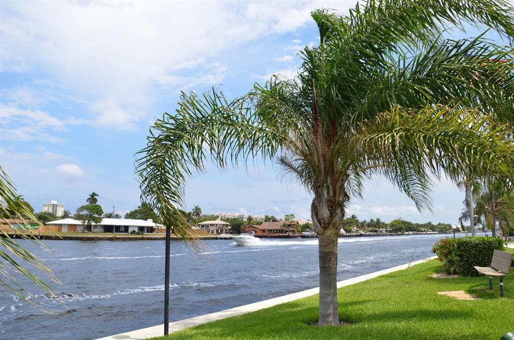 6417 Bay Club Drive 2 photo 21