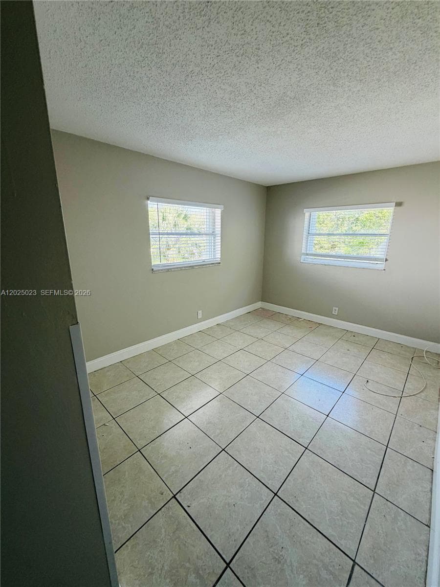 331 NW 42ND CT 101 photo 4