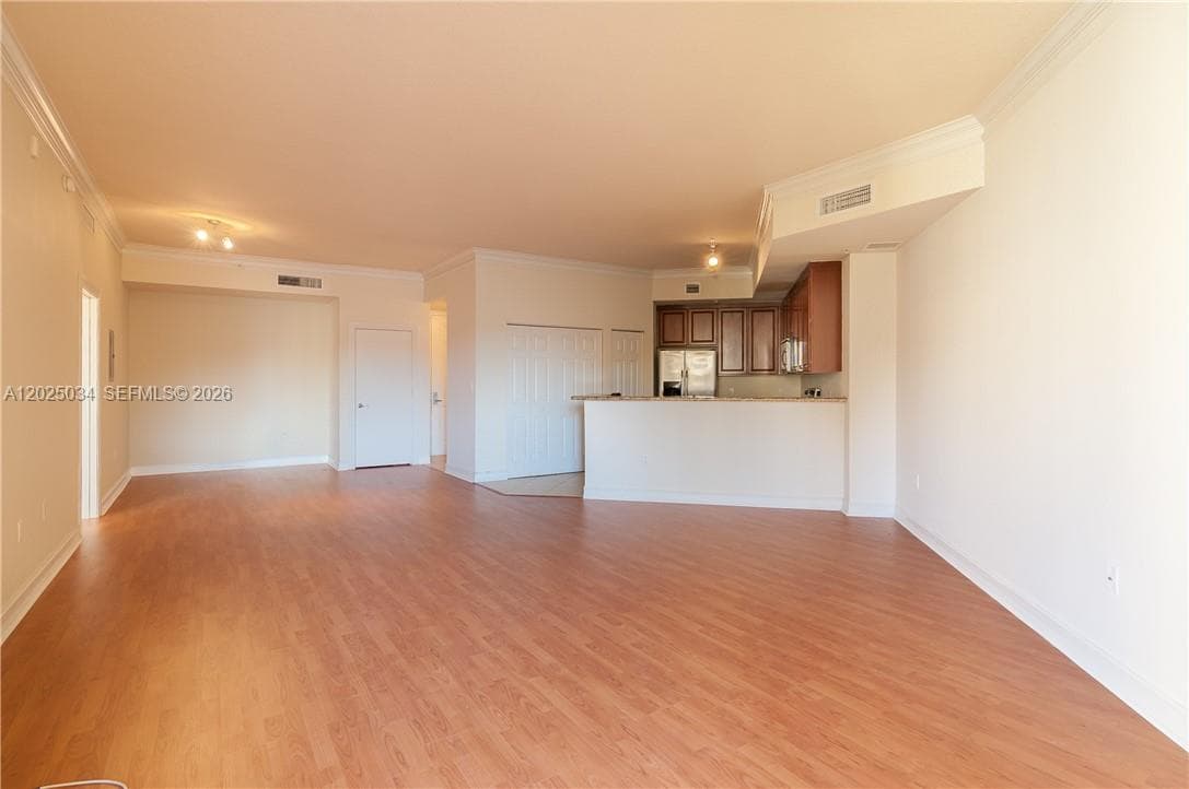 3001 NE 185 ST 624 photo 13