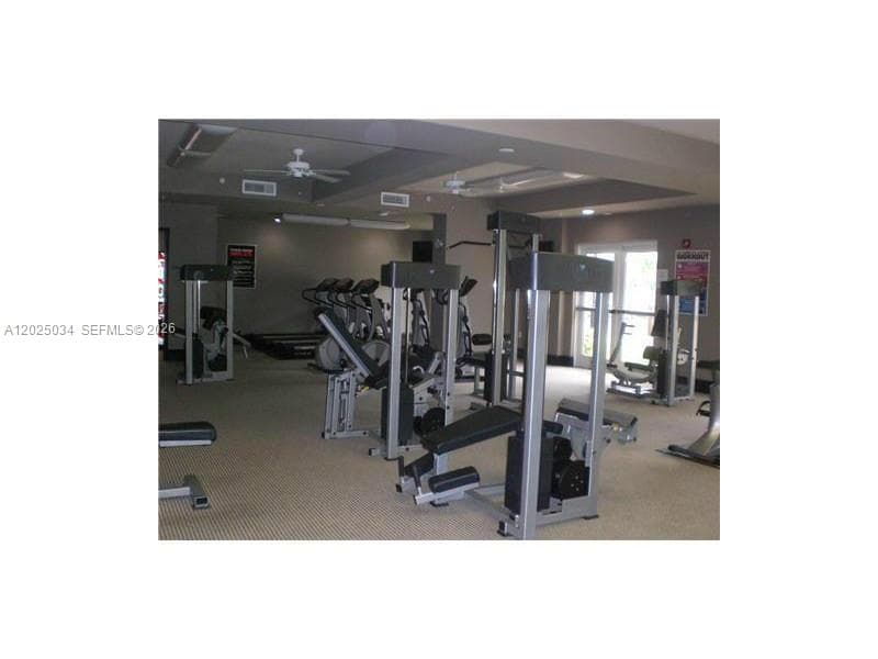 3001 NE 185 ST 624 photo 7