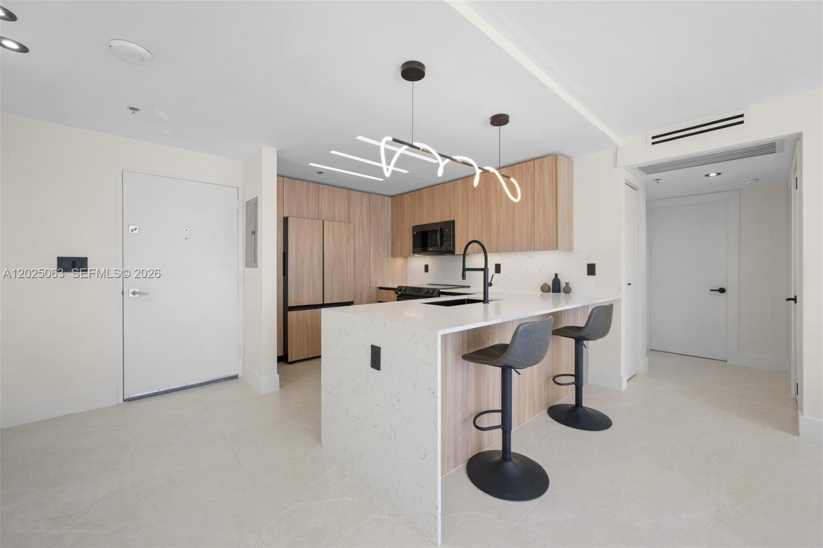 20505 E Country Club Dr 1133 photo 7