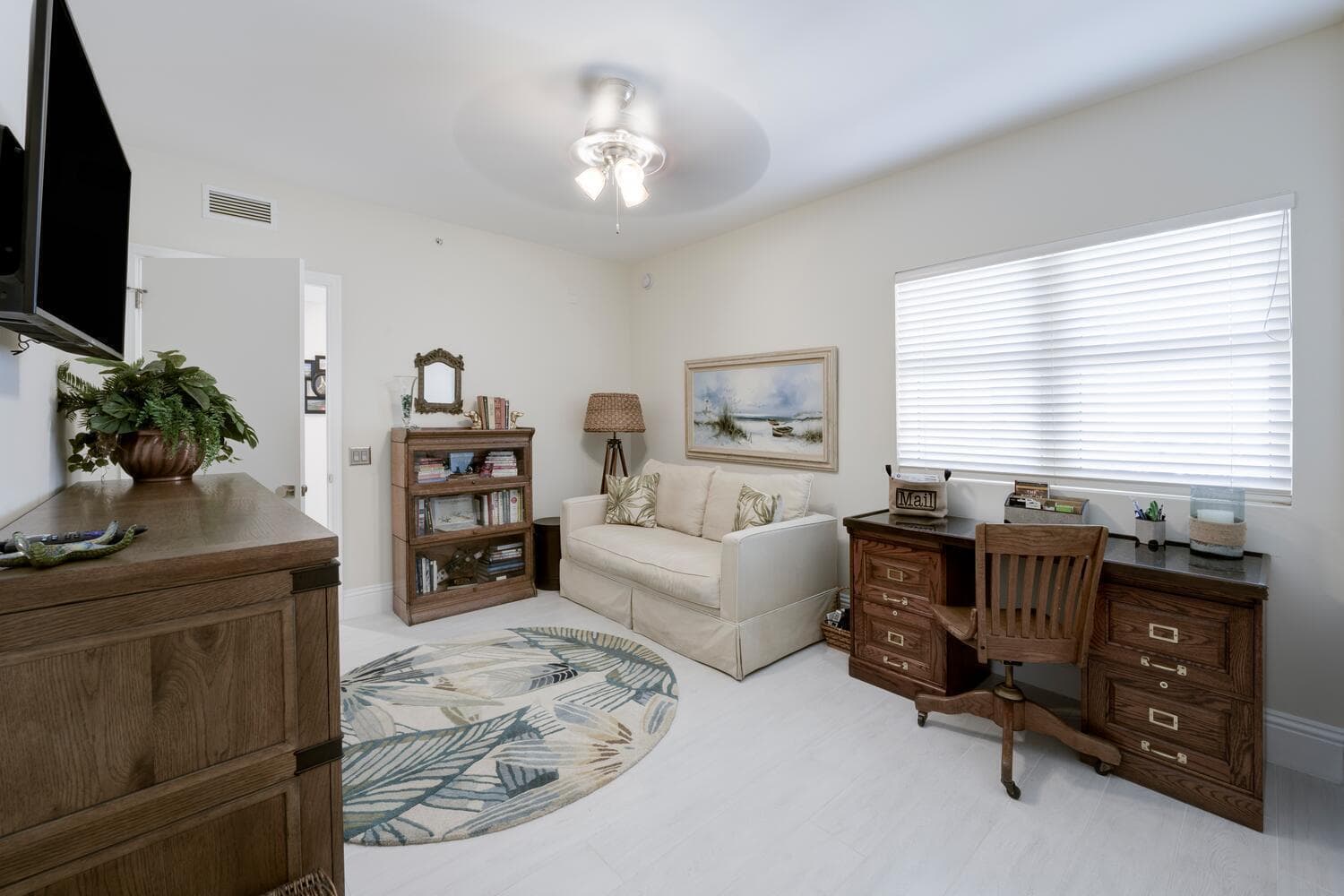 2650 Lake Shore Drive 1602 photo 16