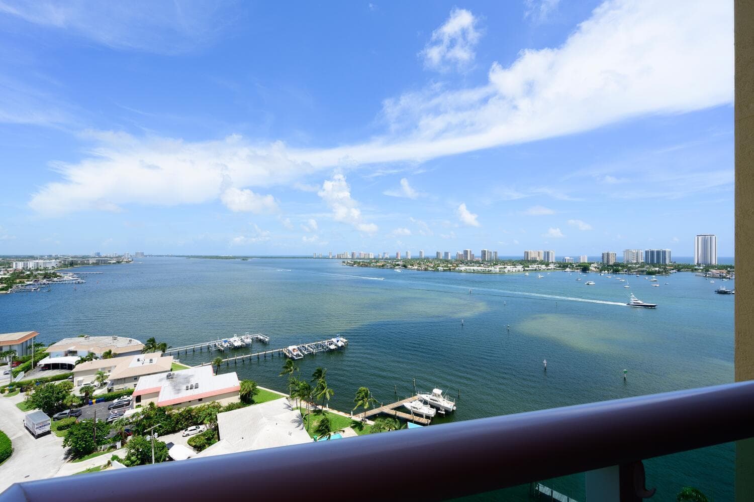 2650 Lake Shore Drive 1602 photo 20