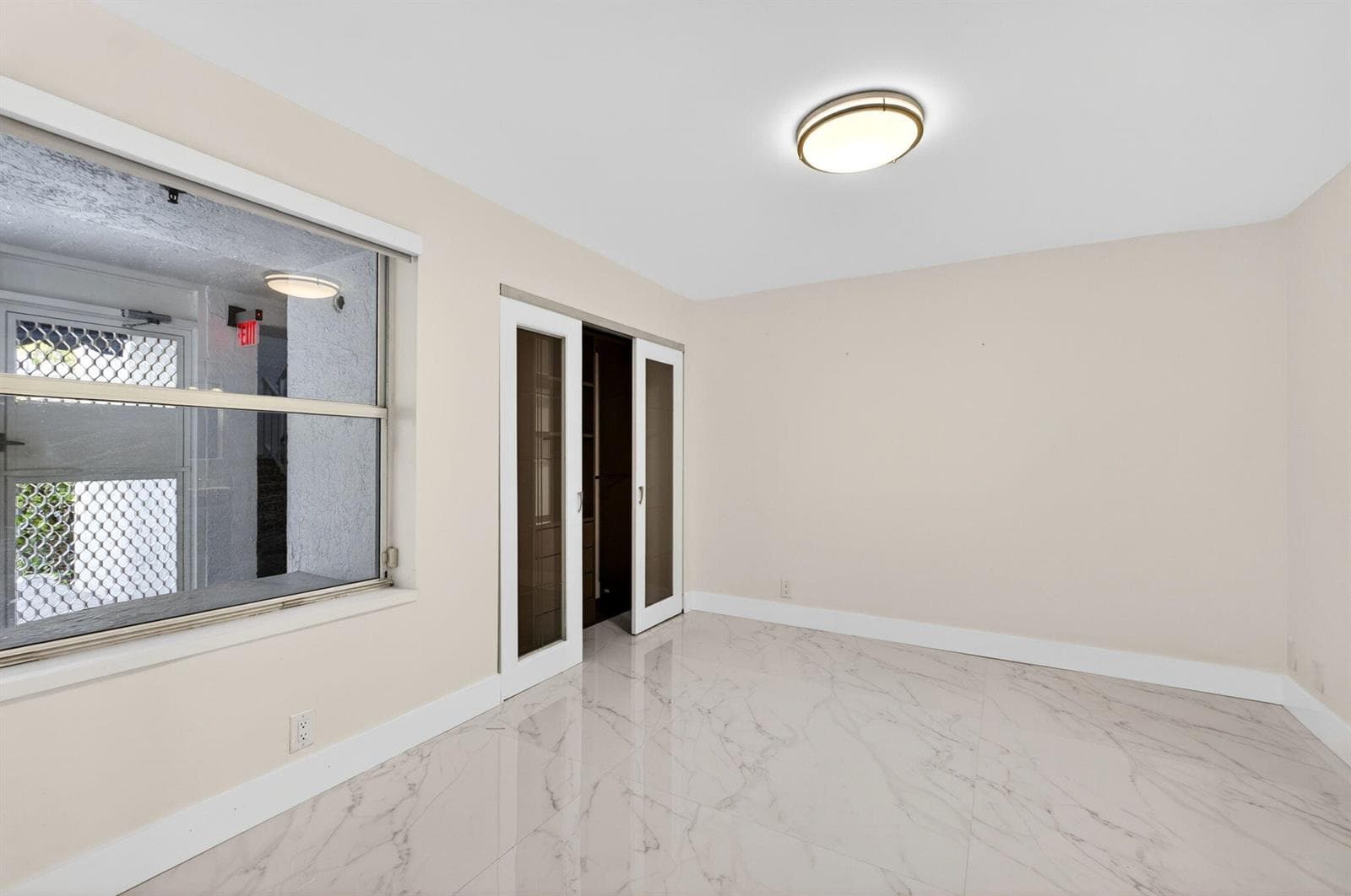 3901 S Flagler Drive 105 photo 11