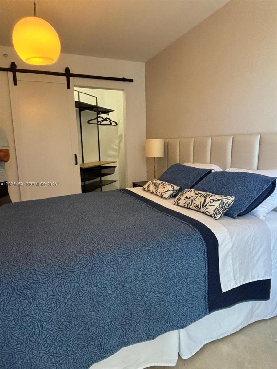 6301 Collins Ave 908 photo 13