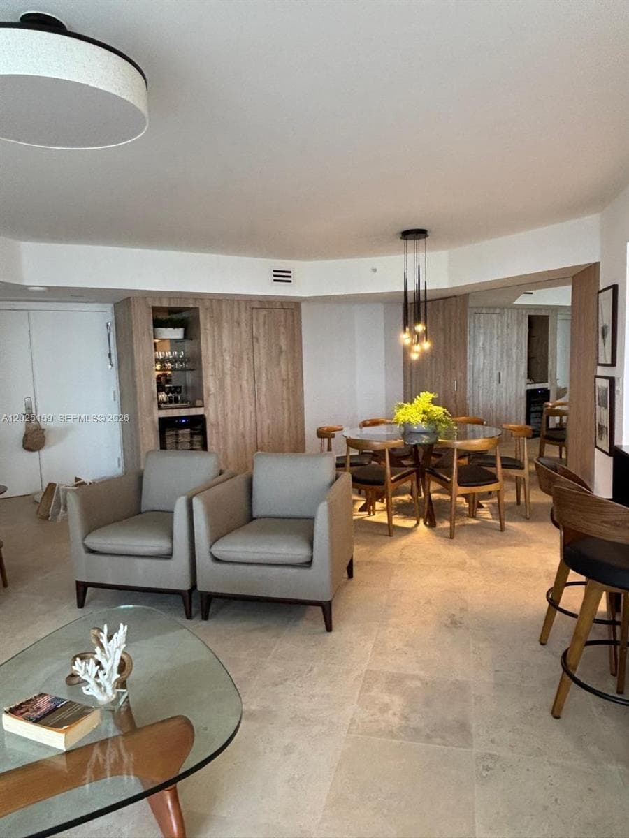 6301 Collins Ave 908 photo 5