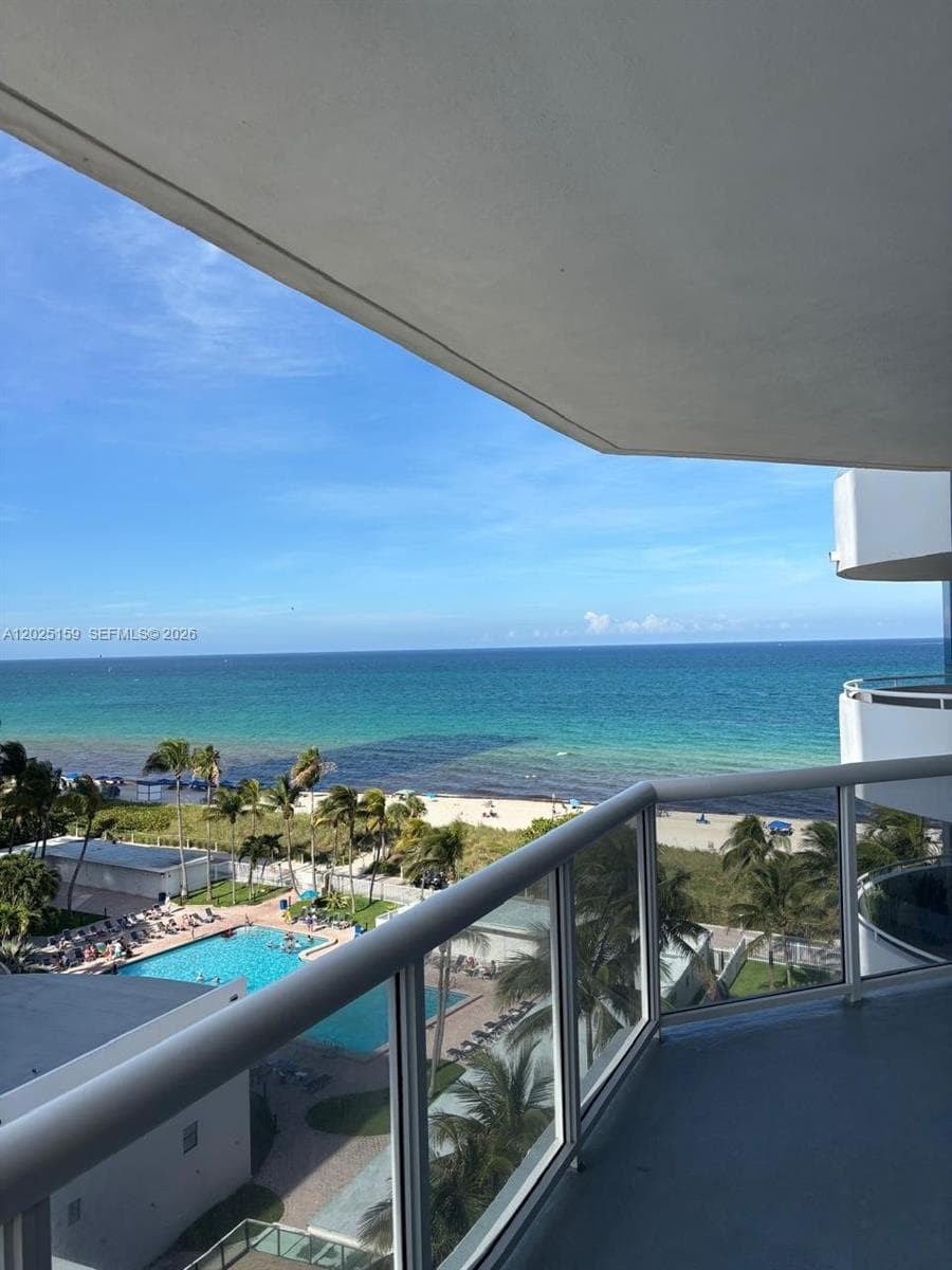 6301 Collins Ave 908 photo 15