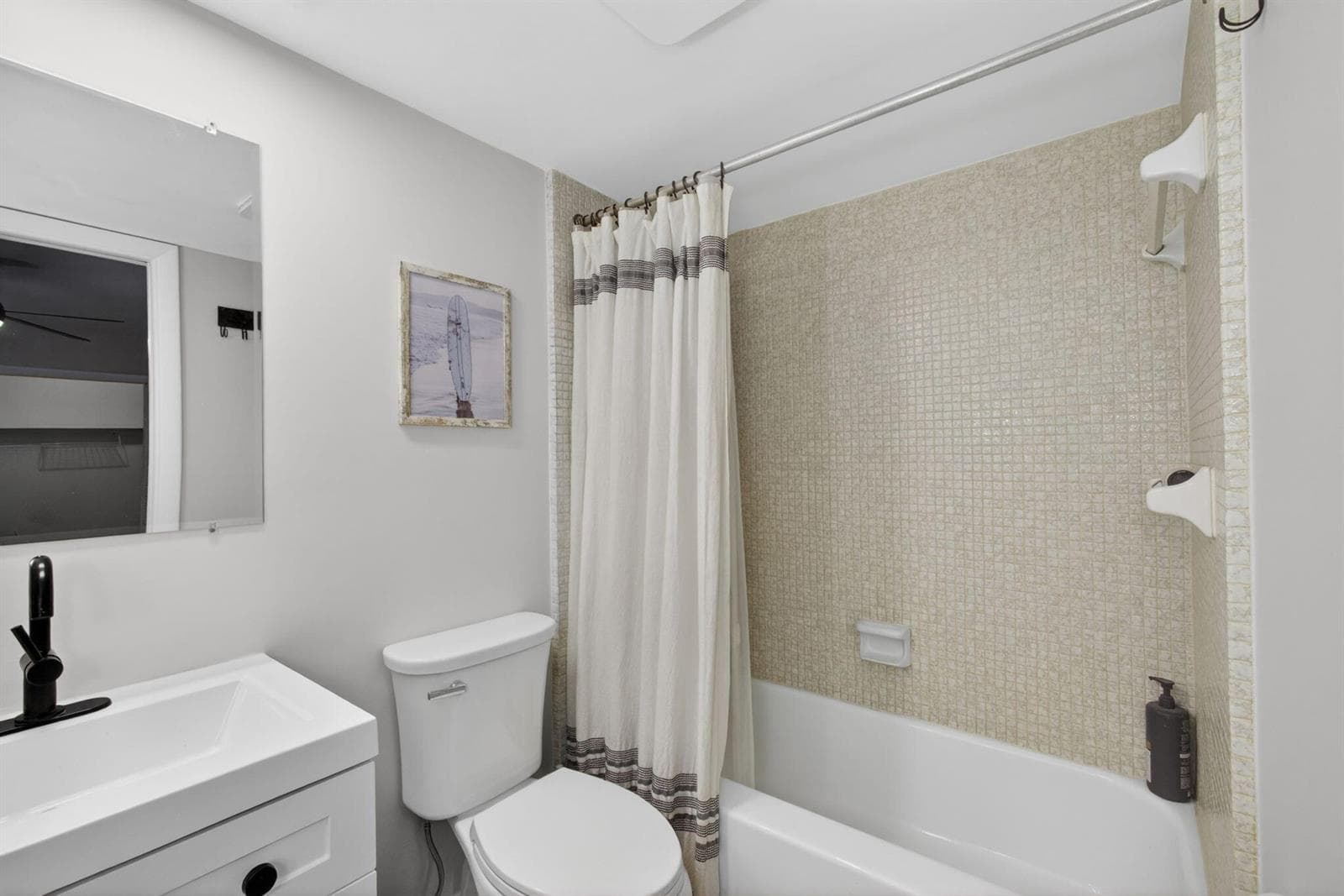 110 Wettaw Lane 202 photo 23