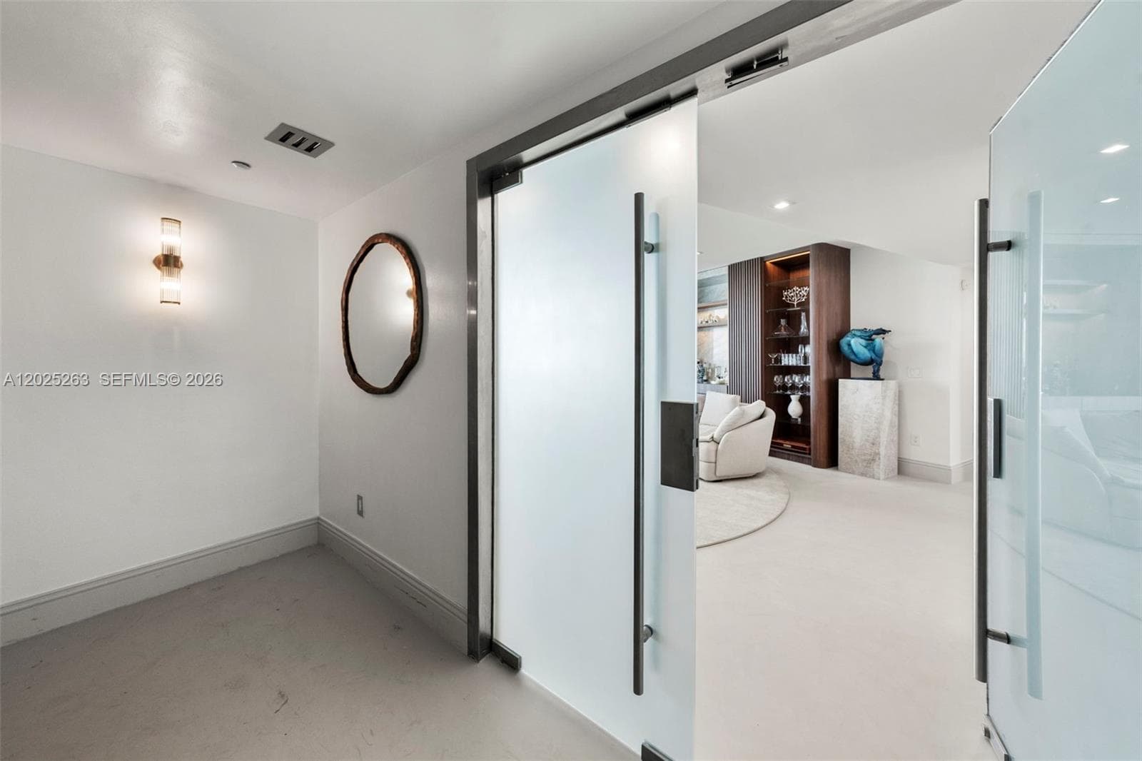 1000 S Pointe Dr 2803 photo 8