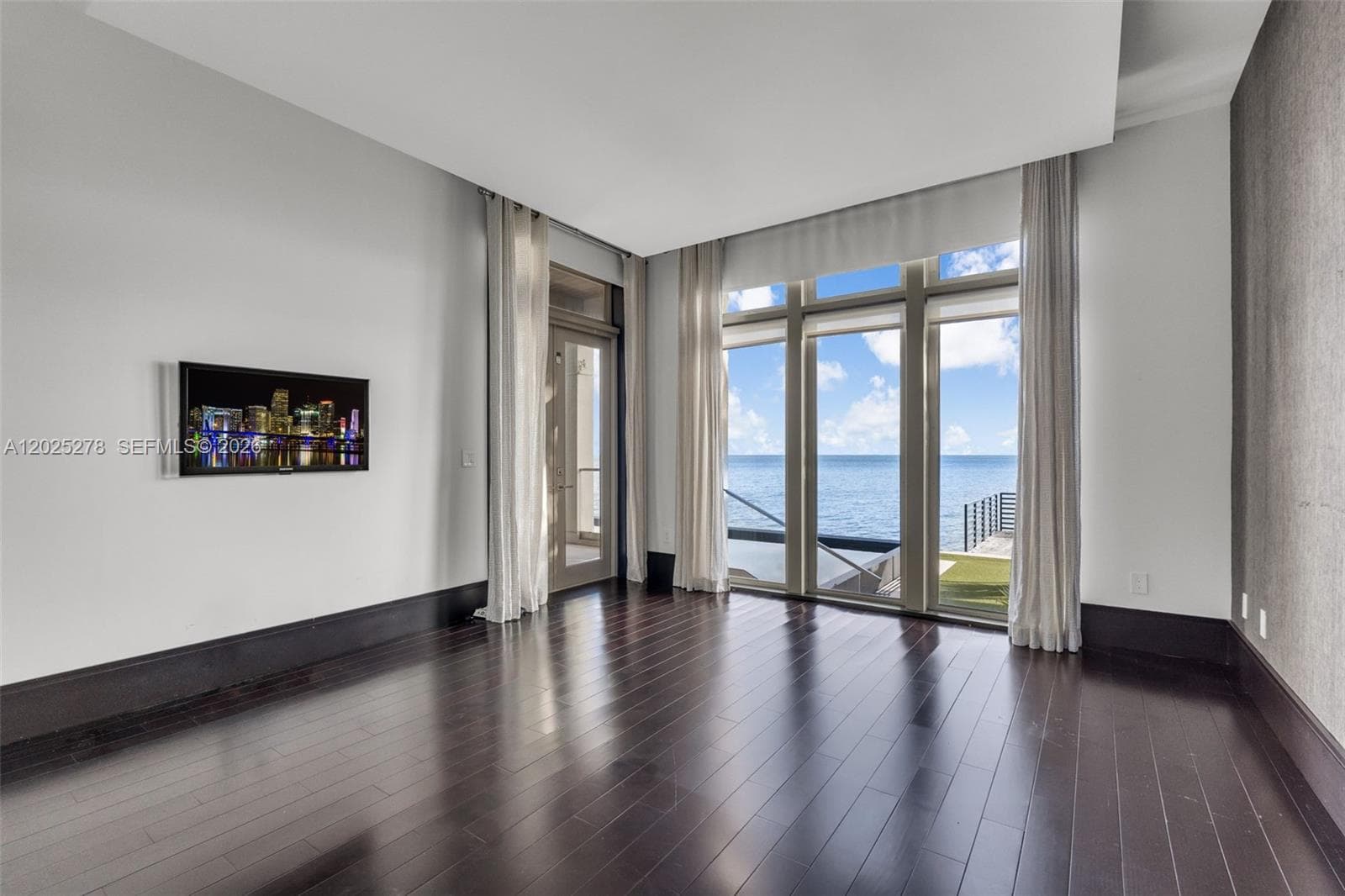 760 S Mashta Dr photo 18