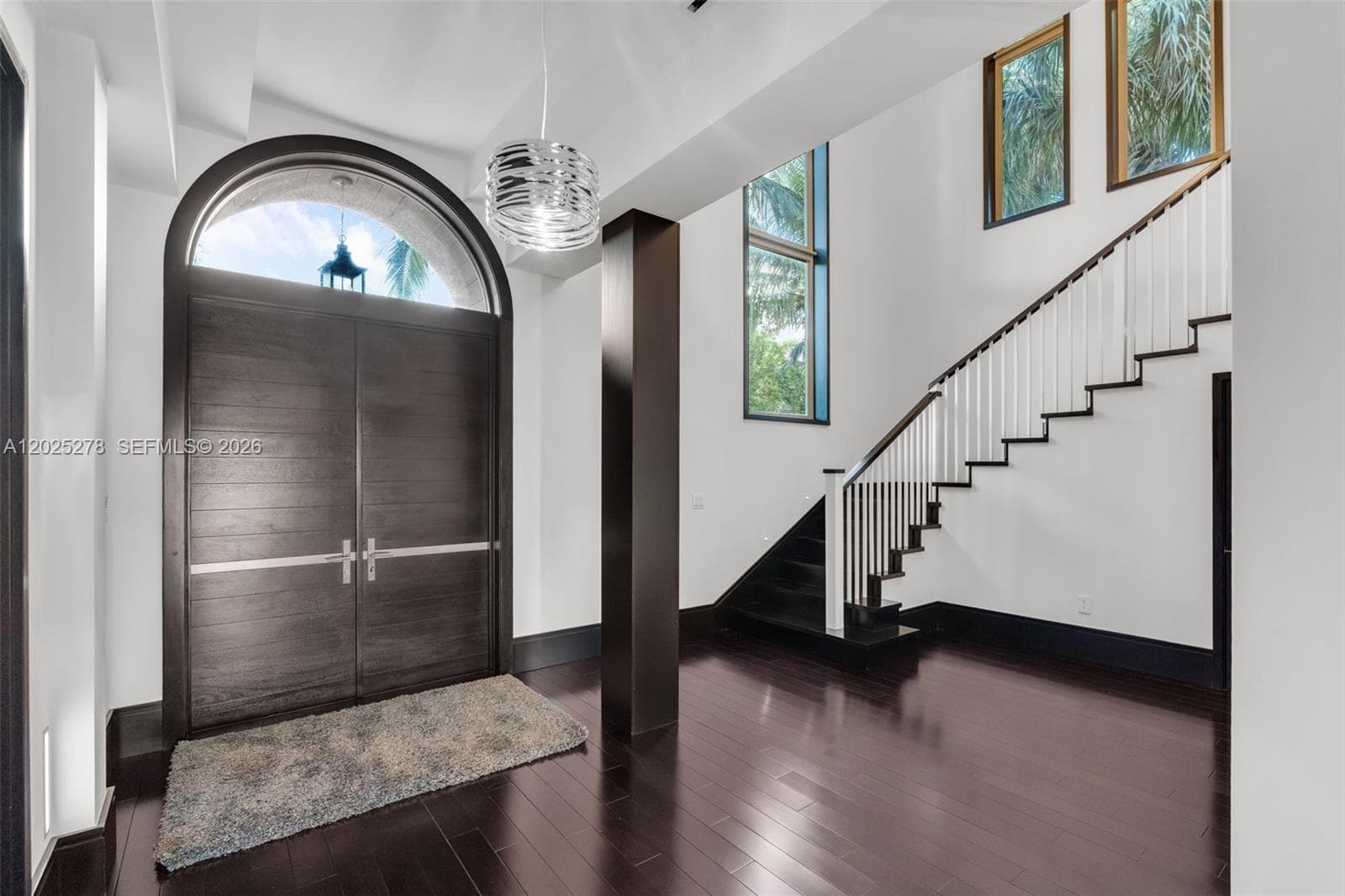 760 S Mashta Dr photo 4