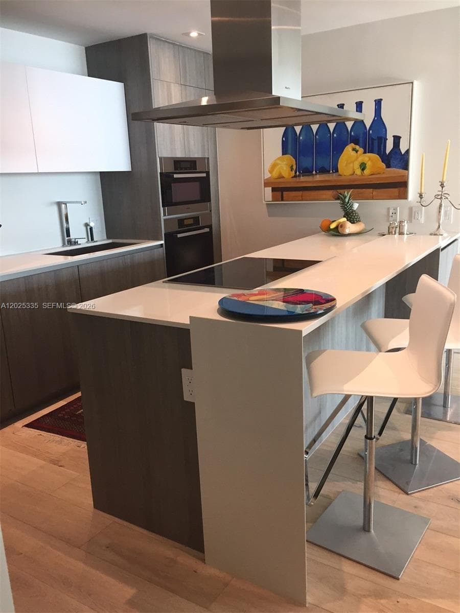 350 OCEAN DR 304N photo 6
