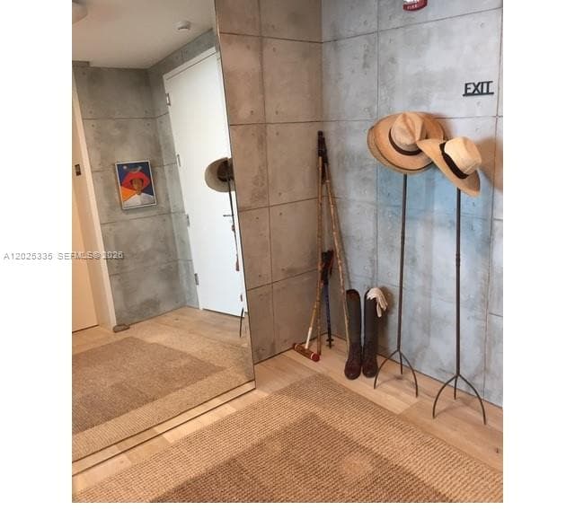 350 OCEAN DR 304N photo 3