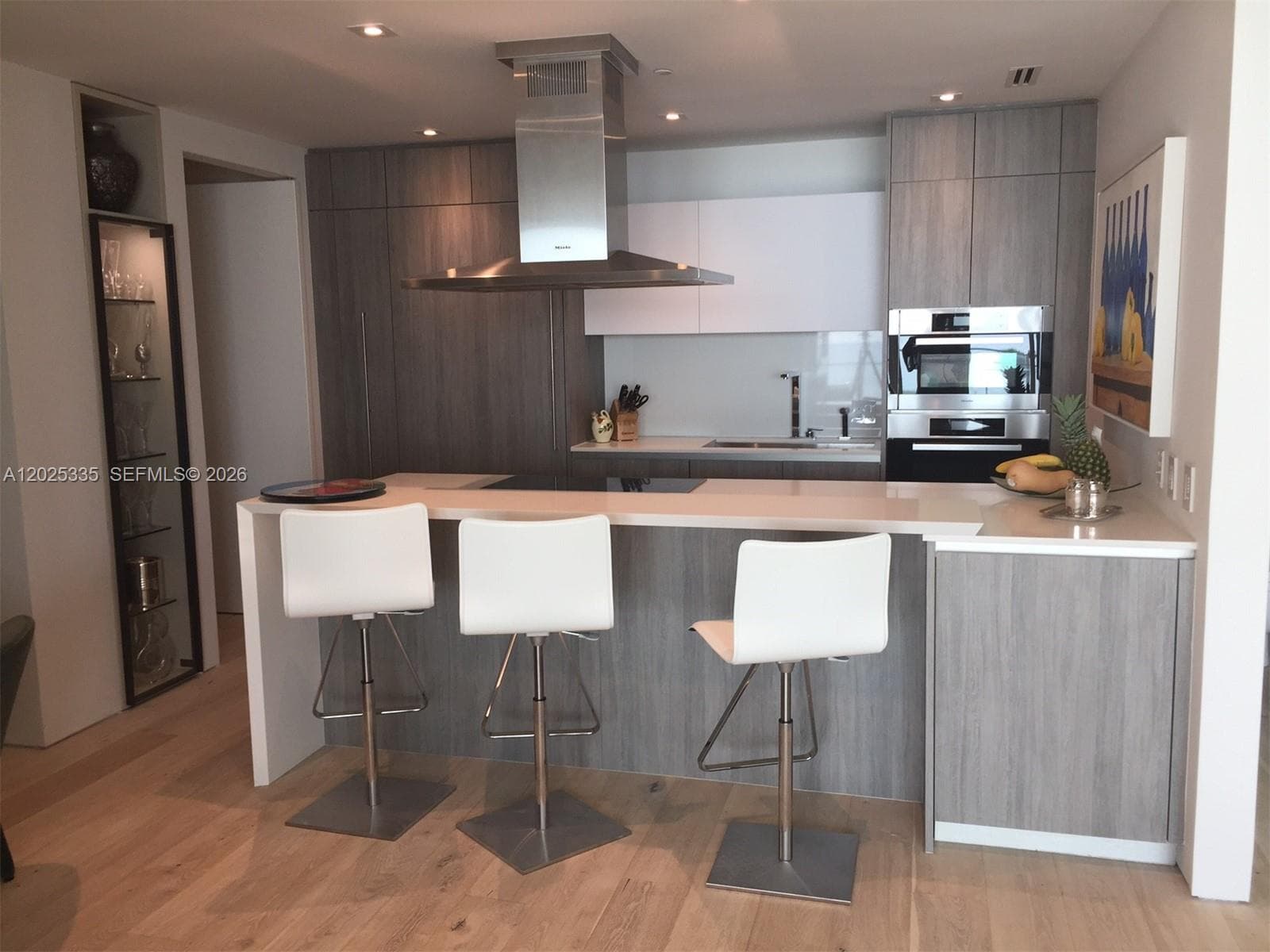 350 OCEAN DR 304N photo 5