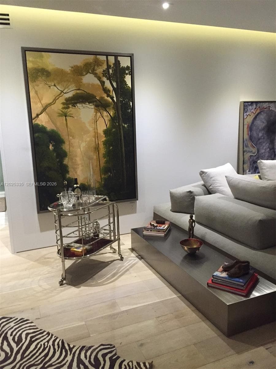 350 OCEAN DR 304N photo 18